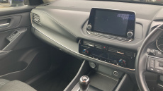 Nissan Qashqai 1.3 DiG-T MH 158 Acenta Premium 5dr Petrol Hatchback